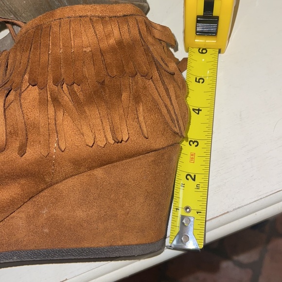 Fringe wedge booties - Picture 7 of 7